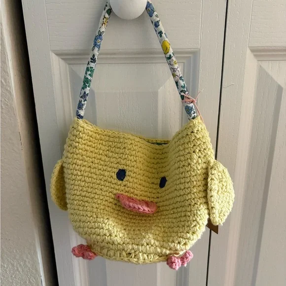 Mini Boden Yellow Chick Crochet Kids Shoulder Bag - Picture 1 of 3